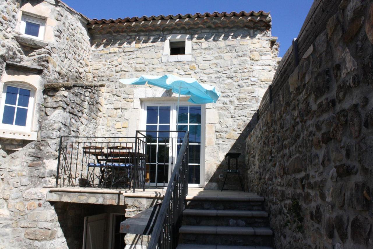 L'Avventura Gite Bleu Grospierres Buitenkant foto